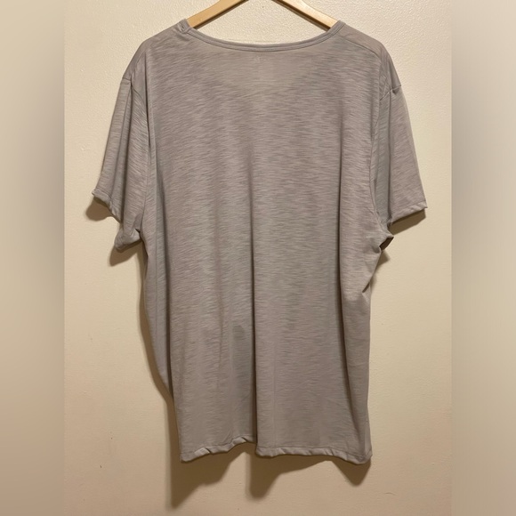 Just be knotted t-shirt - Picture 2 of 4